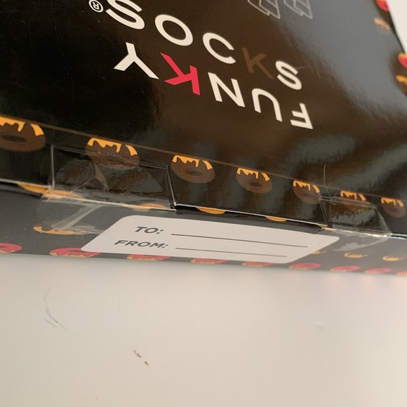 Funky Socks Men's Donut Print 2 Pair Crew Socks + Stretch Boxer Briefs Boxed Set - Picture 9 of 10